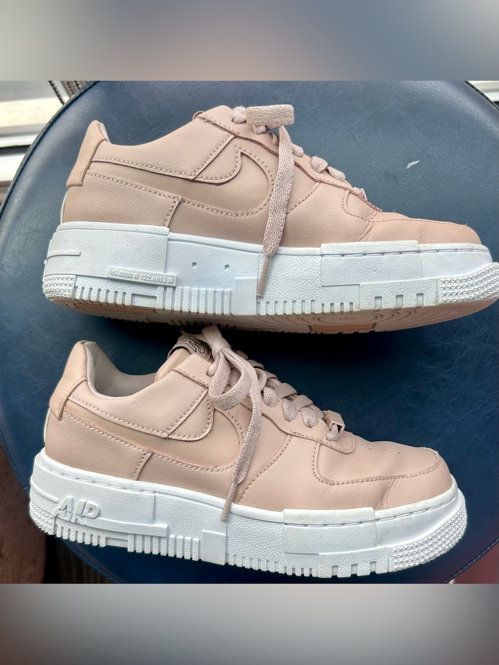 Nike Air Force 1 Pixel Particle Beige / Blush Pink US Size 5